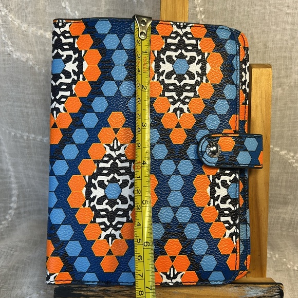 NWOT Vera Bradley wallet/cover for electronic/notebook - Picture 5 of 10